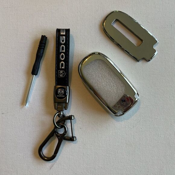 Dodge Logo key fob Keychain Black Leather and Key Fob Cover in Silver NWT - Picture 2 of 9